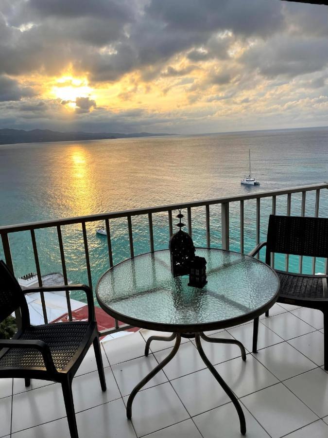 Deluxe Montego Bay Club Studio & Suites Exterior foto