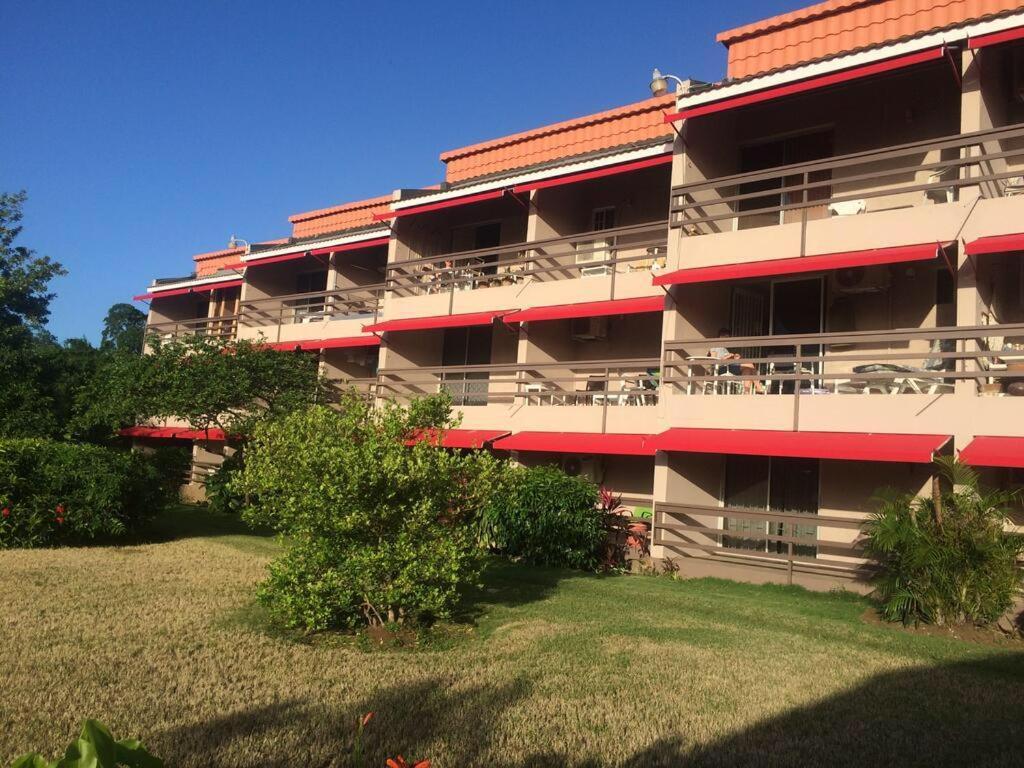 Deluxe Montego Bay Club Studio & Suites Exterior foto